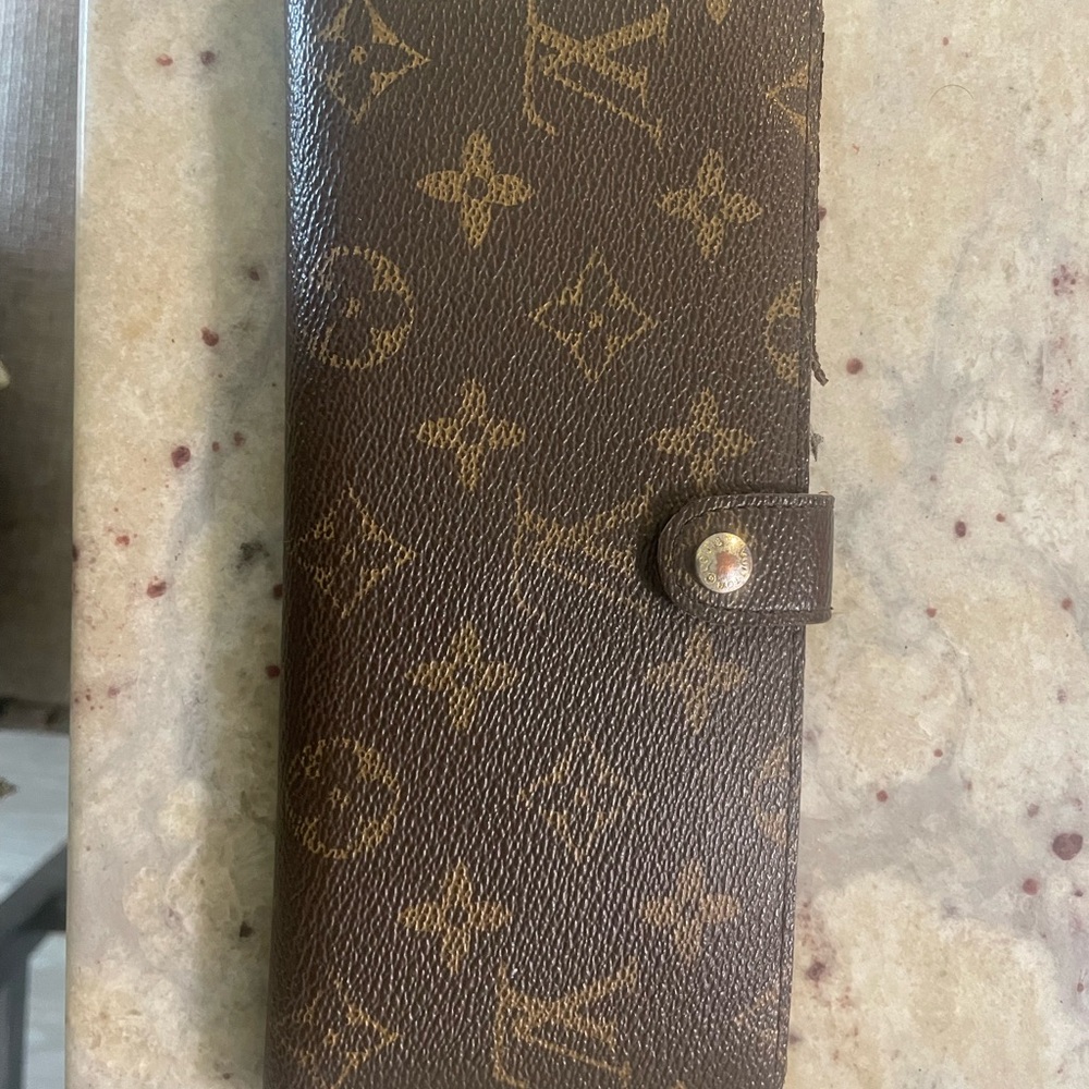 Louis Vuitton Brown wallet